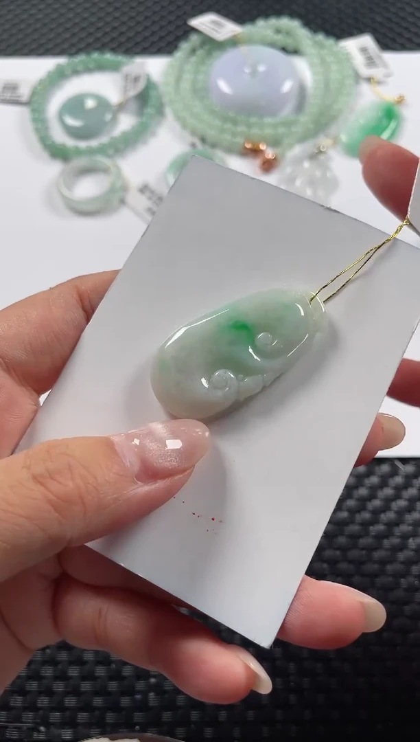 颈饰未镶嵌翡翠基地发货H 8143