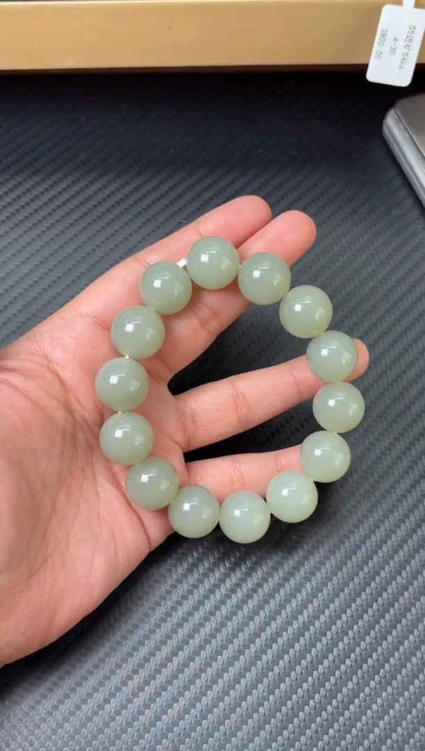 未镶嵌手串和田玉且末近矿微色差卡16