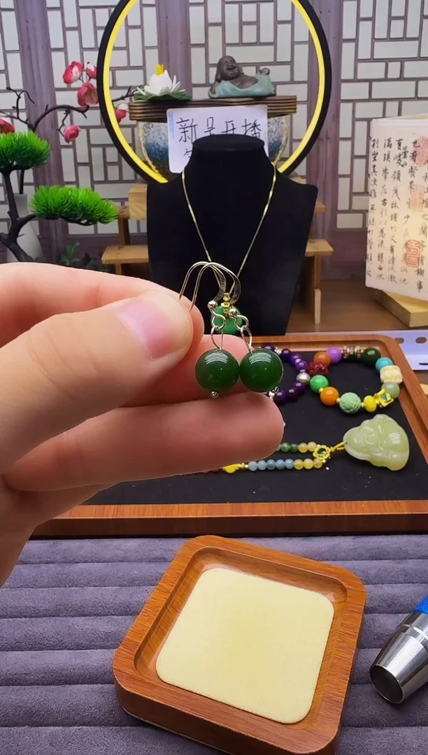和田玉14K金镶嵌耳饰E52