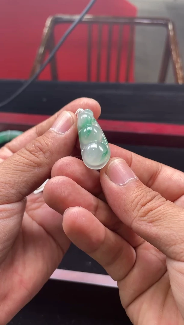 【闪购商品】石英质玉吊坠(不含链)未镶嵌福豆