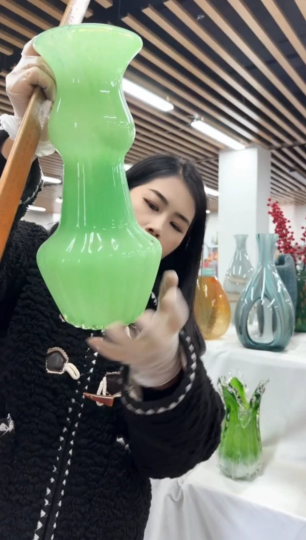 【闪购商品】花瓶10**30.........
