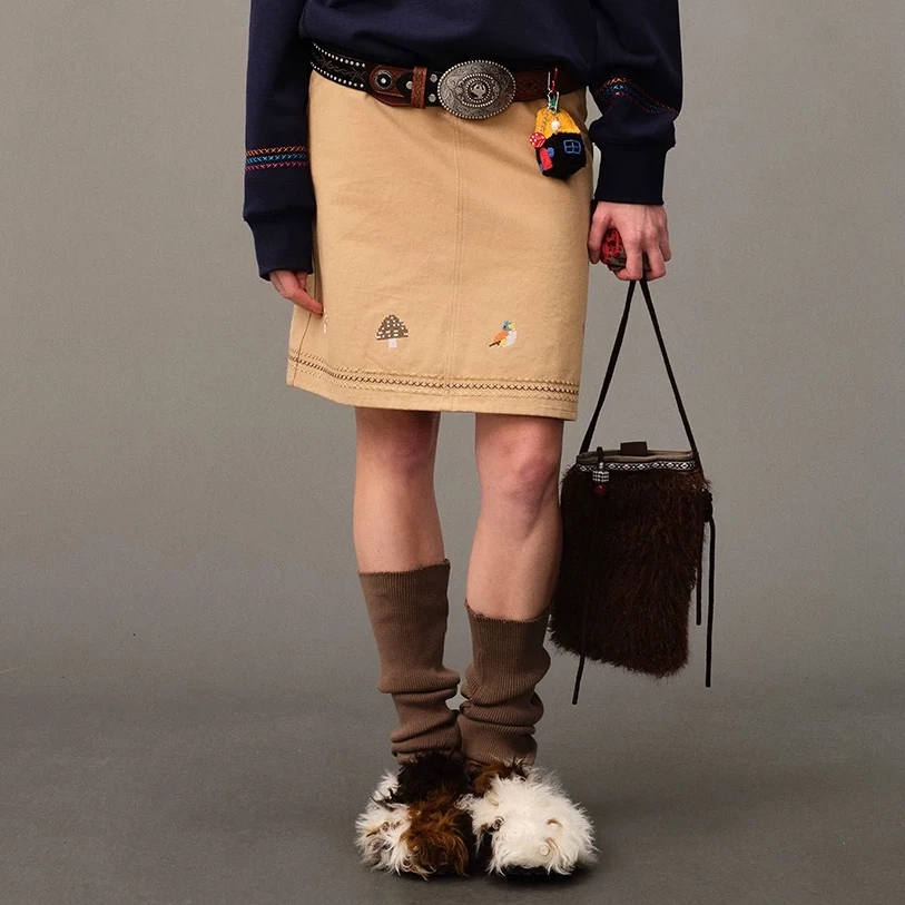 AUBRUINO原创设计25秋冬新款清刺绣工装半裙牛仔半身裙短裙裙子