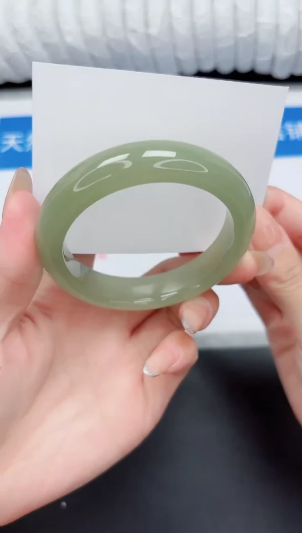 未镶嵌手镯石英质玉53-58.8DK