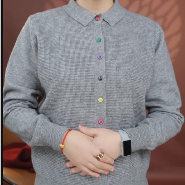 洋气时尚POL领长袖针织打底开衫女2024新款彩扣设计显瘦上衣11556