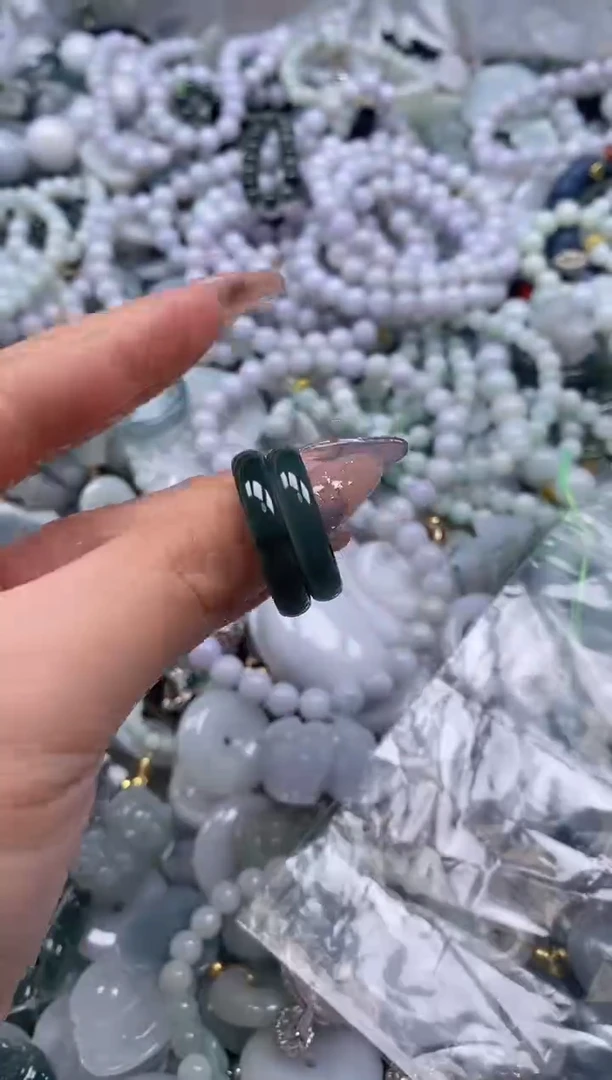 【闪购商品】翡翠颈饰未镶嵌闪购0184421多样性发其一