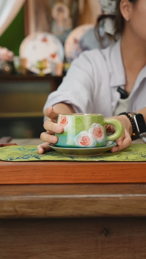 摆件景德镇釉下手绘陶瓷茶具，咖啡杯