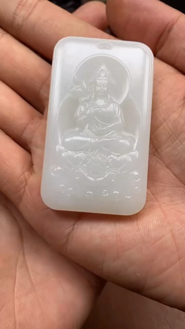 未镶嵌和田玉挂件和田玉