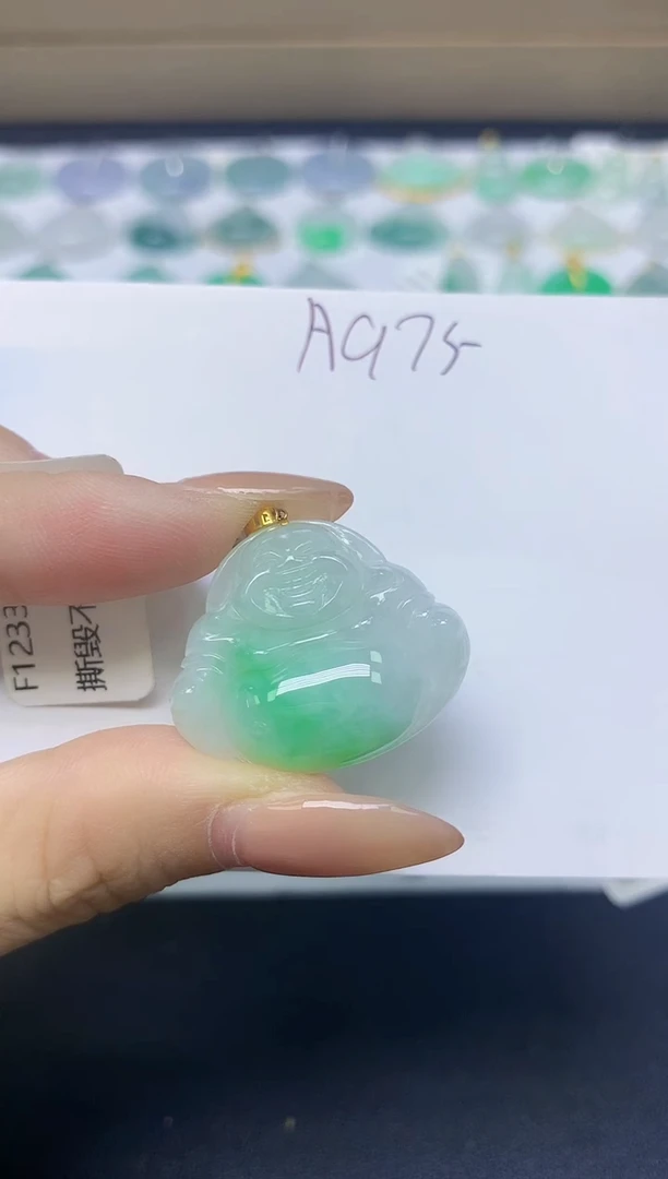 颈饰18K金镶嵌翡翠天然缅甸A货翡翠百元以上9元证书费自理