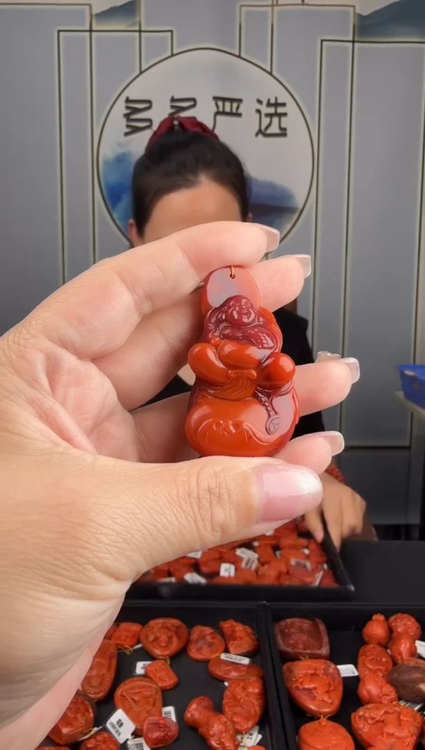 未镶嵌雕刻南红玛瑙093ZB0919产品一个