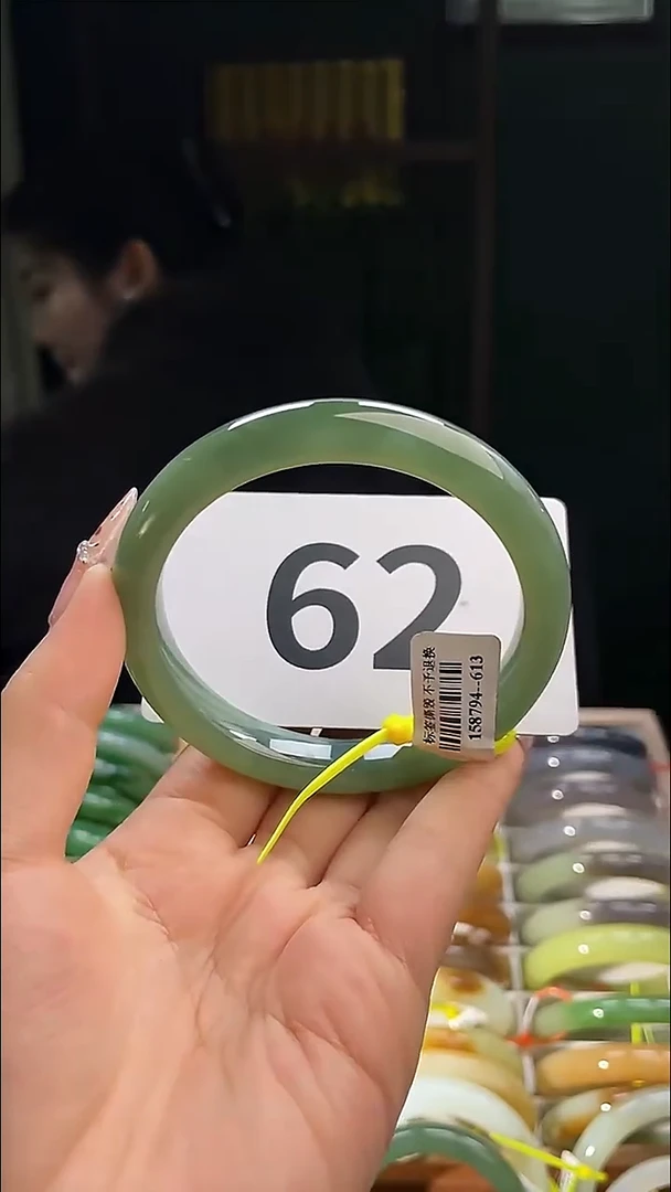 定制和田玉和田玉手镯