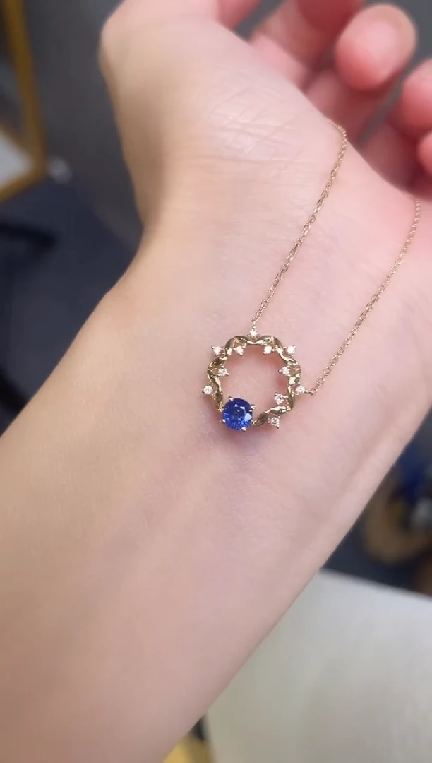 蓝宝石颈饰18K金镶嵌主石：0.35ct