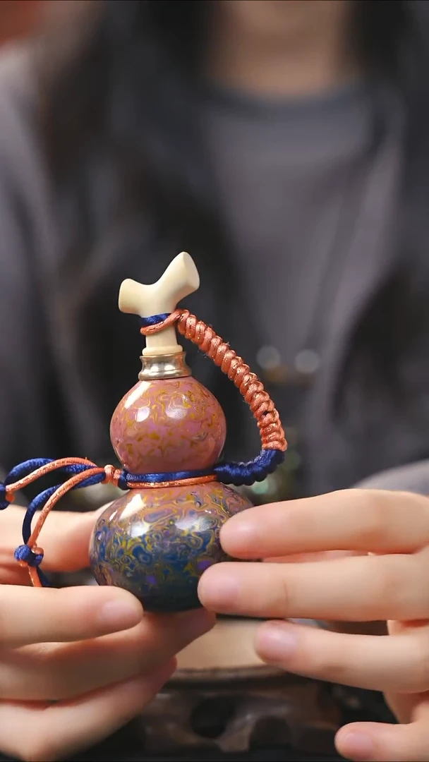 【闪购商品】YX200漆艺精致小手捻(开口）