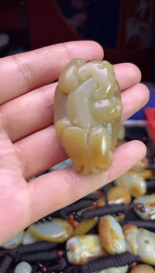 颈饰未镶嵌和田玉123