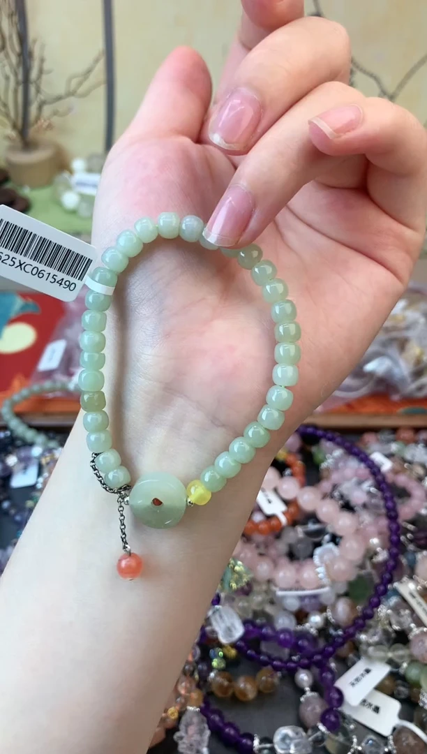 手饰和田玉未镶嵌304