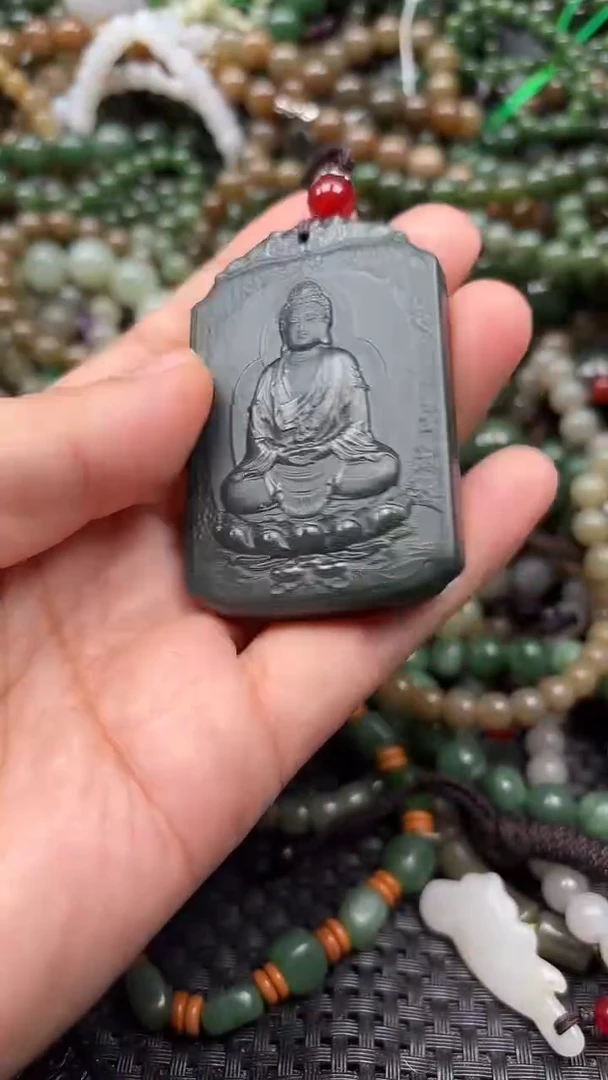 颈饰未镶嵌和田玉1