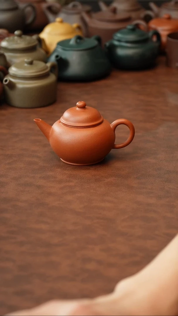 茶壶紫砂尾货     红泥 水平壶 125CC