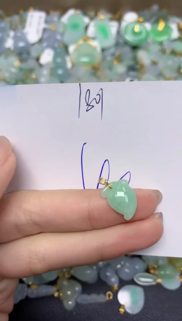 【闪购商品】翡翠颈饰18K金镶嵌 天然翡翠A货