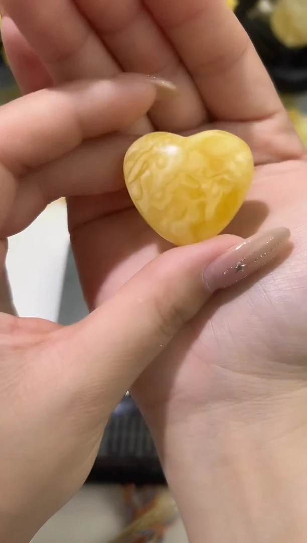 裸石琥珀未镶嵌琥珀蜜蜡吊坠