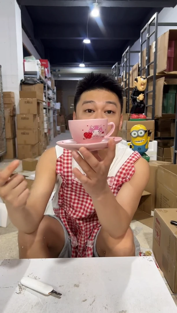 瓷片小羊一番赏美乐蒂一杯一碟 开片