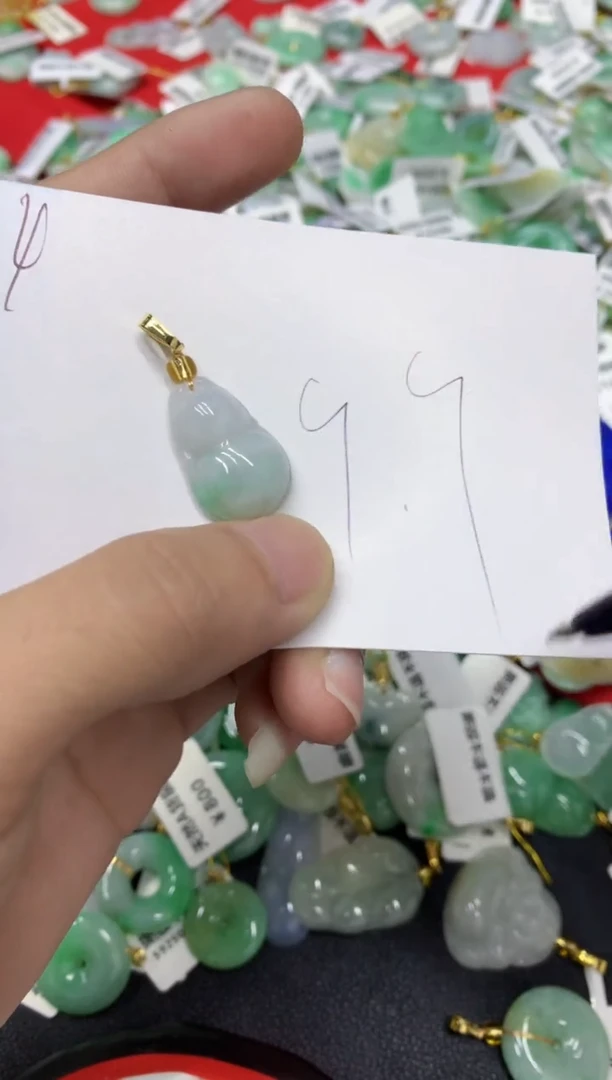 【闪购商品】翡翠颈饰未镶嵌翡翠