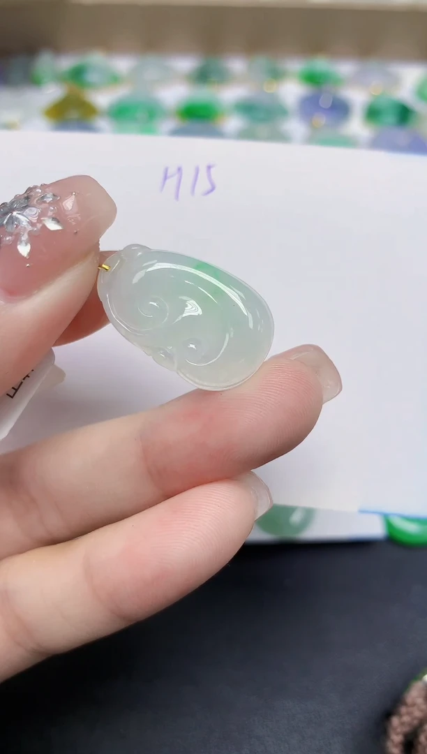 颈饰18K金镶嵌翡翠天然缅甸翡翠A货翡翠百元以上9元证书费自理