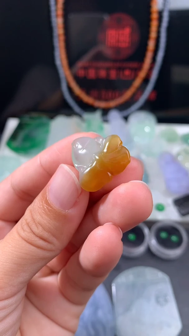 未镶嵌定制翡翠