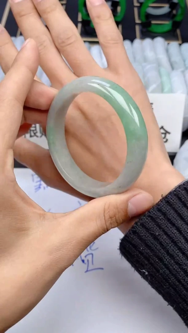 未镶嵌手镯翡翠01