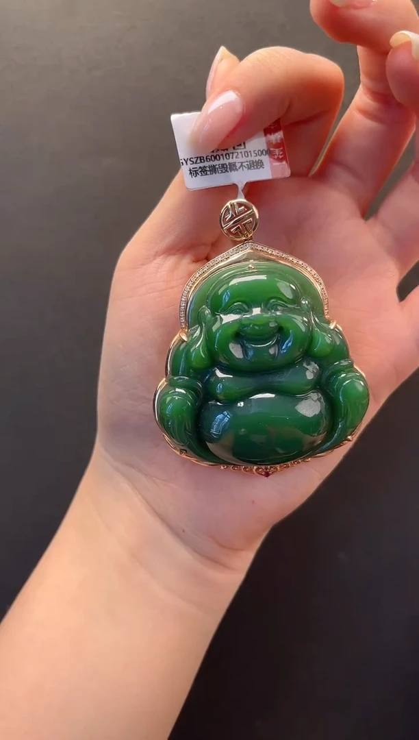 和田玉18K金镶嵌颈饰收藏级佛公