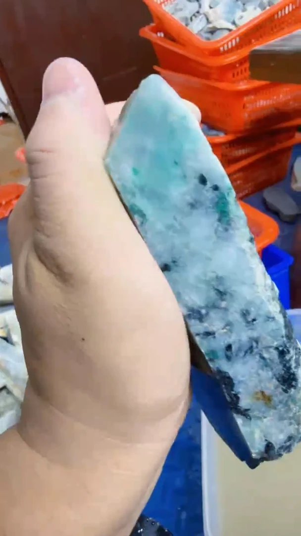 翡翠挂件未镶嵌《****》天然翡翠169