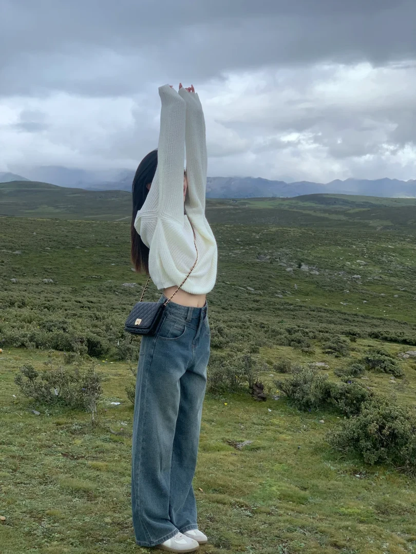 B103+B104春韩系气质小香风超好看白色针织上衣搭配牛仔裤两件套