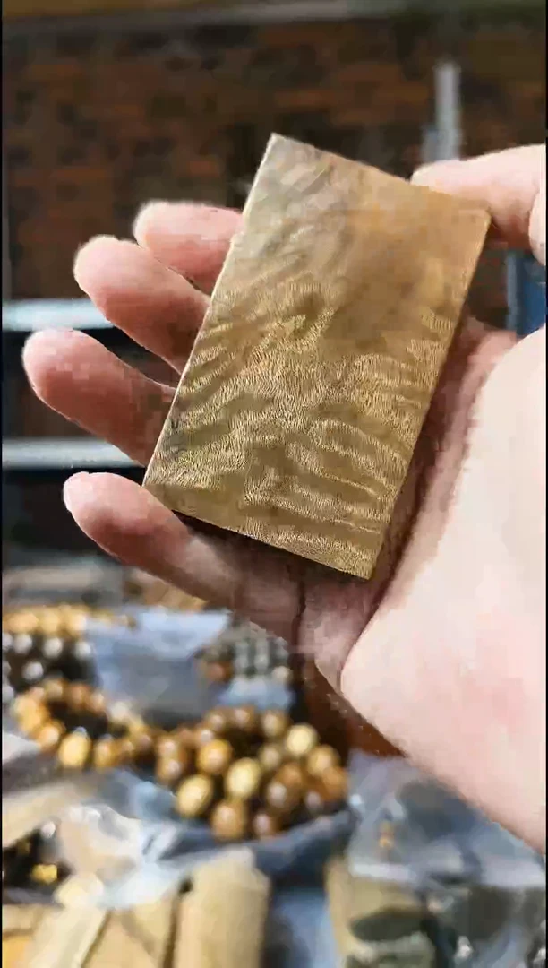 【闪购商品】金丝楠无事牌手把件