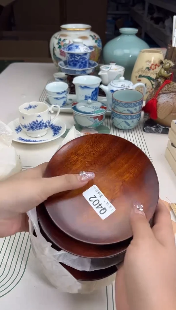 瓷片慧****?402Q