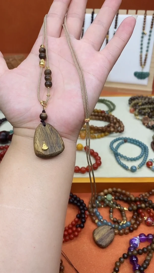 吊坠檀香木未镶嵌莺歌绿香香悟道脖挂