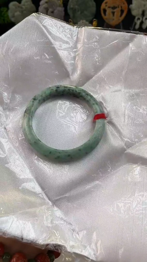 翡翠未镶嵌颈饰泡****）手工定制默认微瑕主播介绍为准