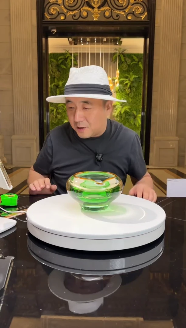 【闪购商品】茶宠AJ01032茶金色配绿色烟灰缸