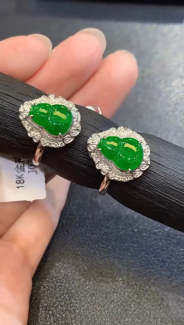 翡翠戒指18K金镶嵌SY多样性发其一