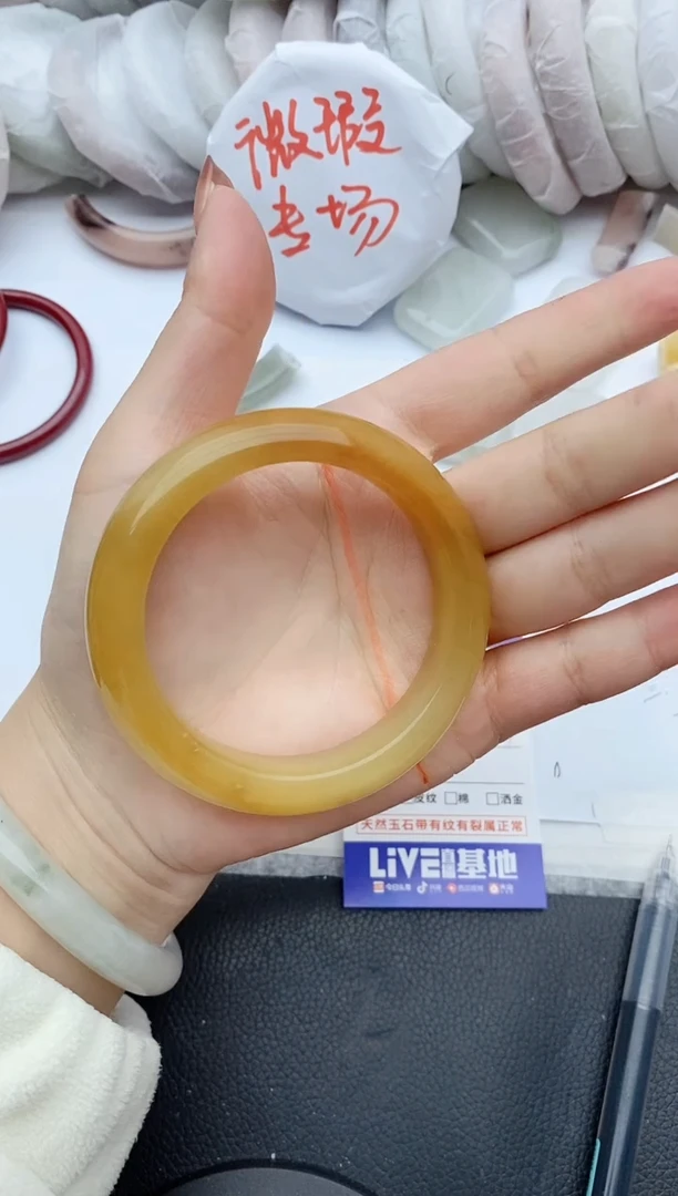 【闪购商品】石英质玉手镯未镶嵌393+56/57