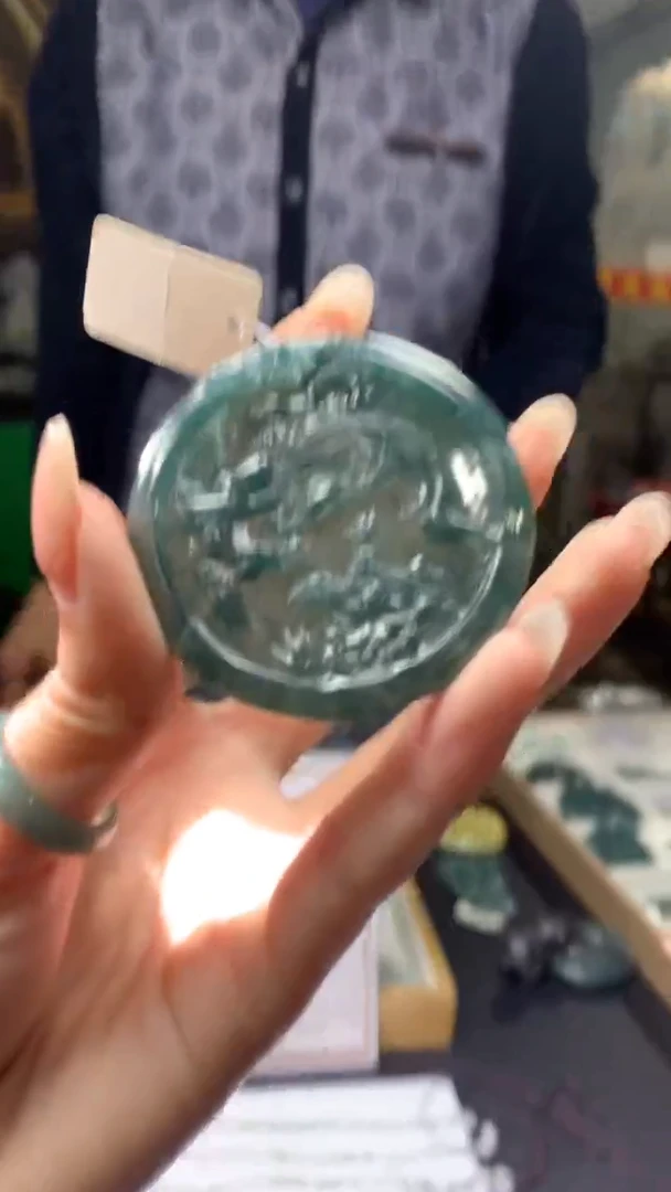 【闪购商品】定制翡翠未镶嵌不退不换CMH1件-A