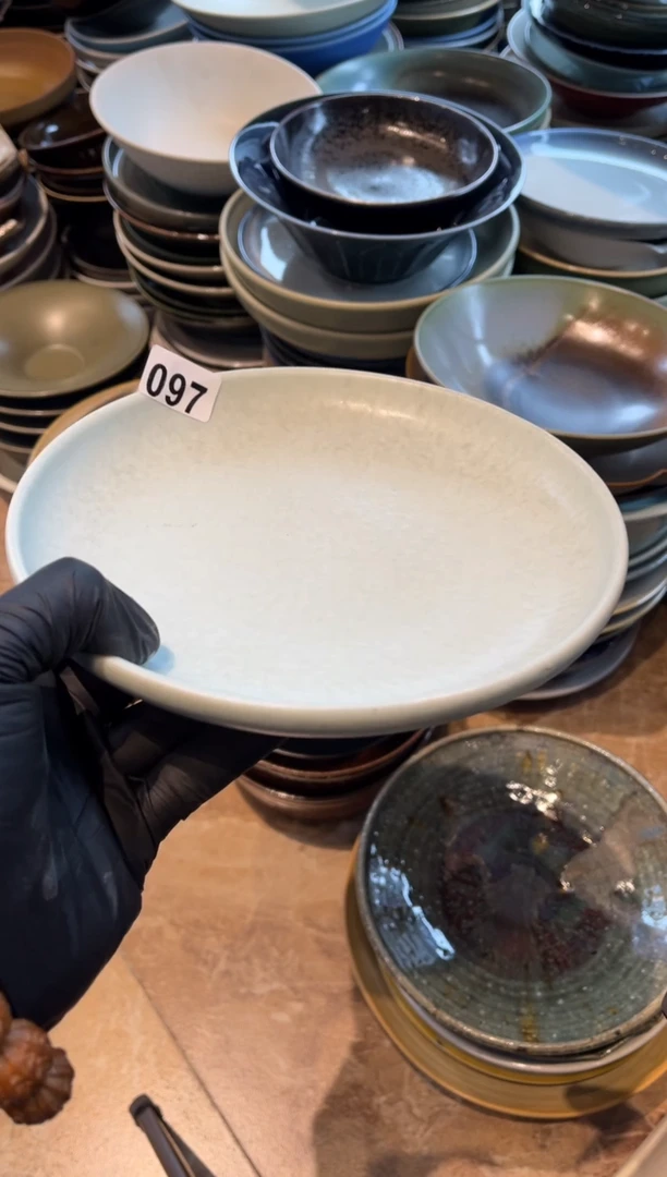 【闪购商品】瓷片97 微瑕茶青浅盘1个