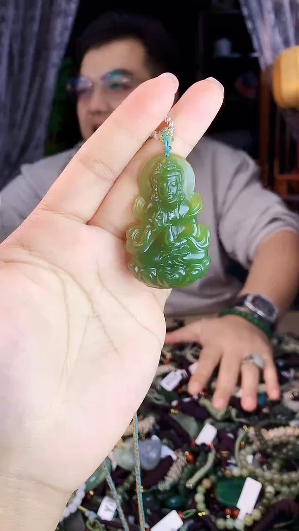 未镶嵌和田玉挂件1