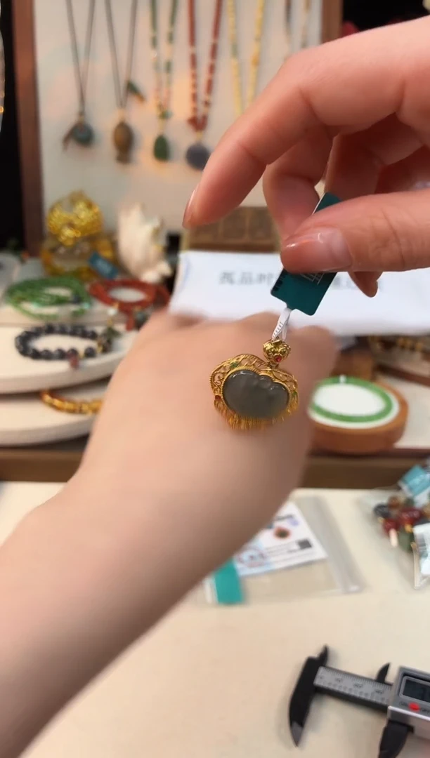 未镶嵌翡翠吊坠@@H921H013039