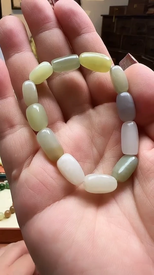 未镶嵌手串和田玉7mm左右随型多宝单圈