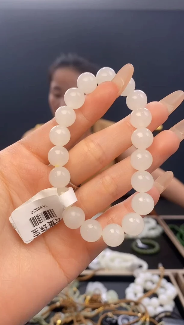 和田玉未镶嵌颈饰拍一发一