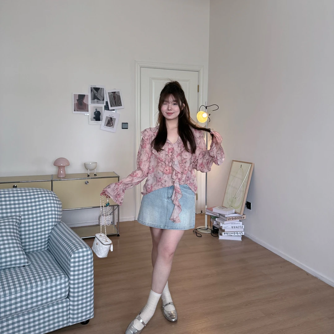 晶咕【月下花眠】气质优雅设计感法式V领飘带碎花上衣