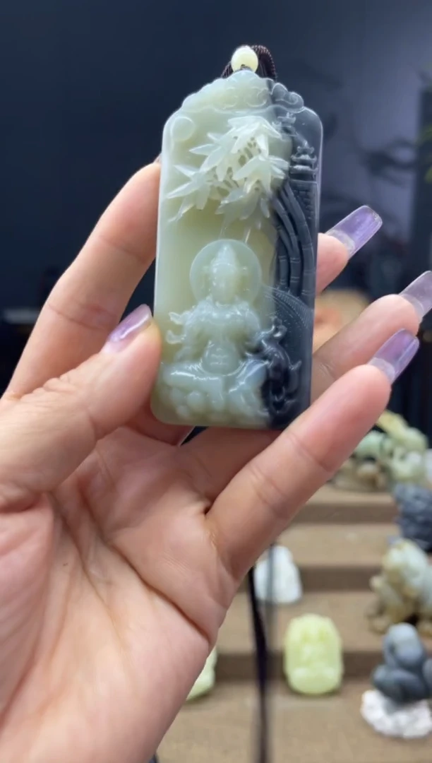 颈饰未镶嵌和田玉1
