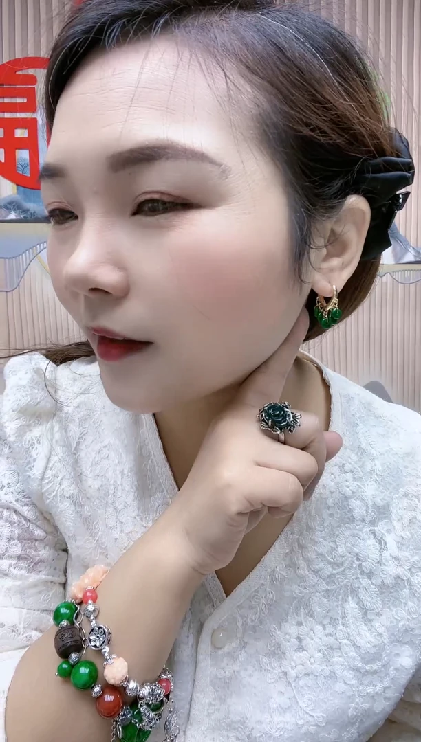 【闪购商品】玛瑙/玉髓耳钉未镶嵌A22