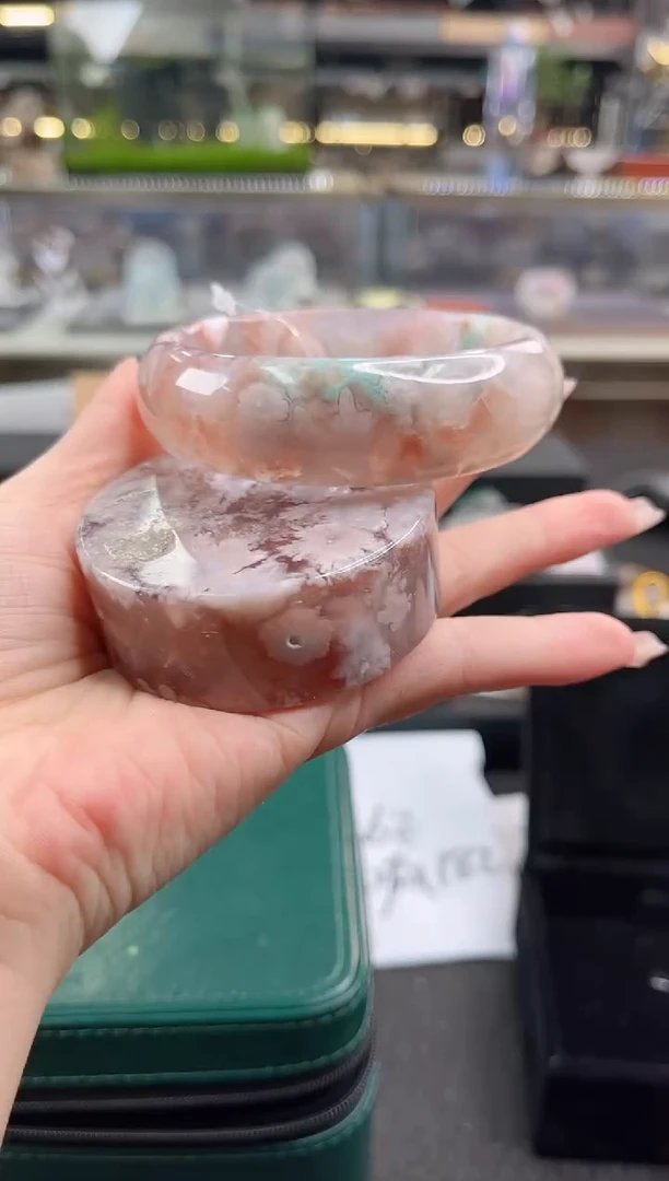 未镶嵌手镯石英质玉尘*丷圈口（赠品镯心）