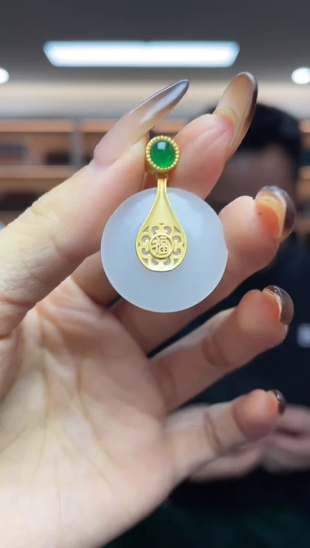 颈饰银S925镶嵌和田玉（多样性发一件）