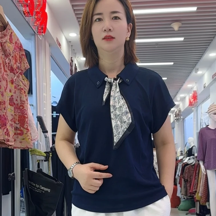 菲扬女装--夏季新款方领纽扣丝巾套头针织衫9562款