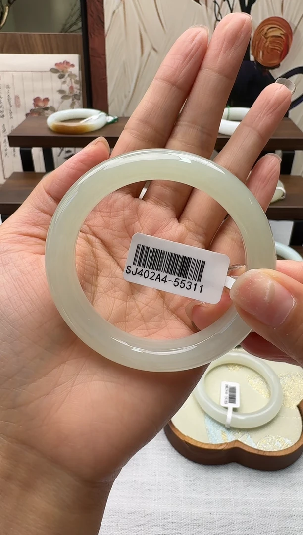 未镶嵌手镯和田玉51